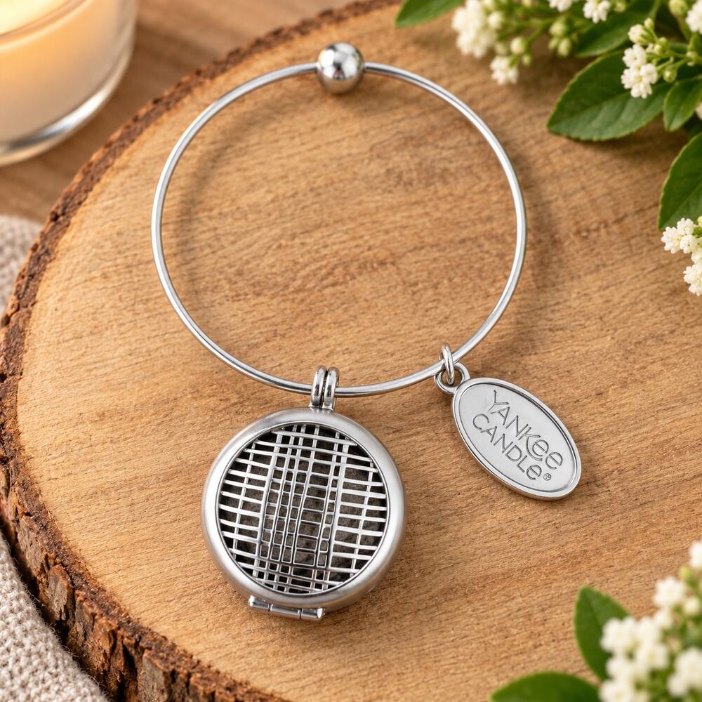 Yankee Candle Charming Scents Car Air Freshener Fragrance Locket Charm Holder